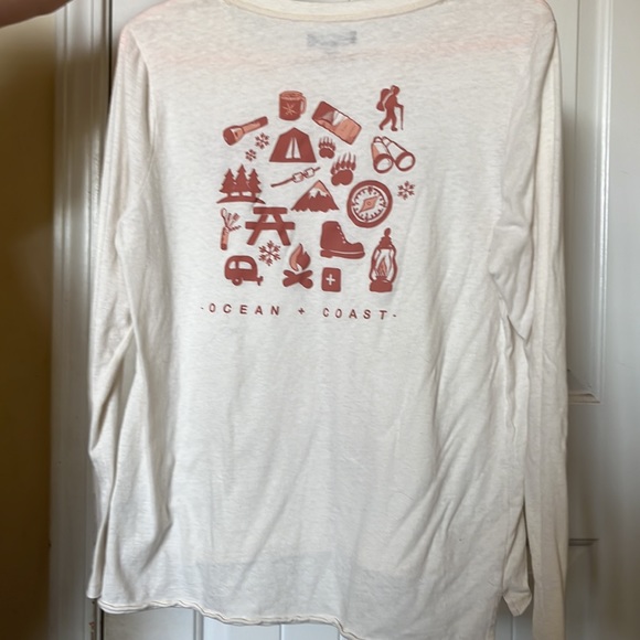 Ocean coast, long sleeve - Picture 2 of 2